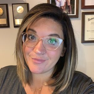 Meet your Posher, Jacquelyn